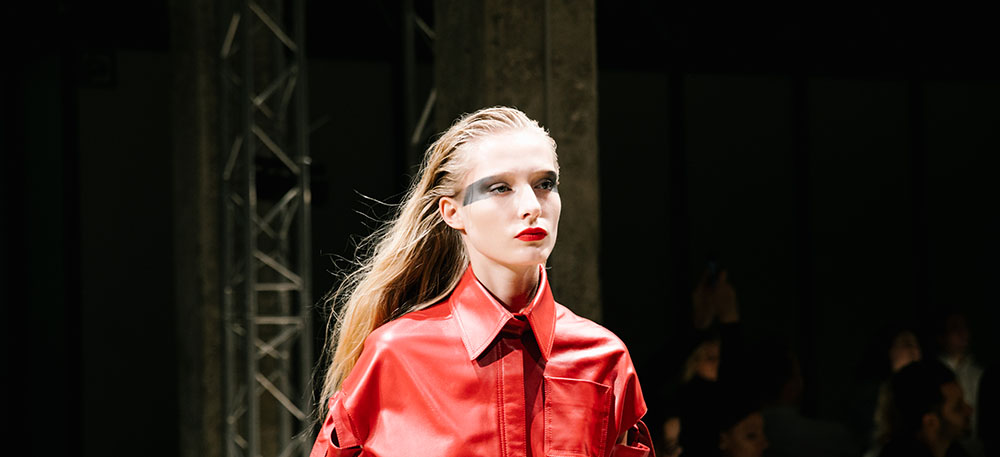 Влажная укладка на показе Viva Vox SS19